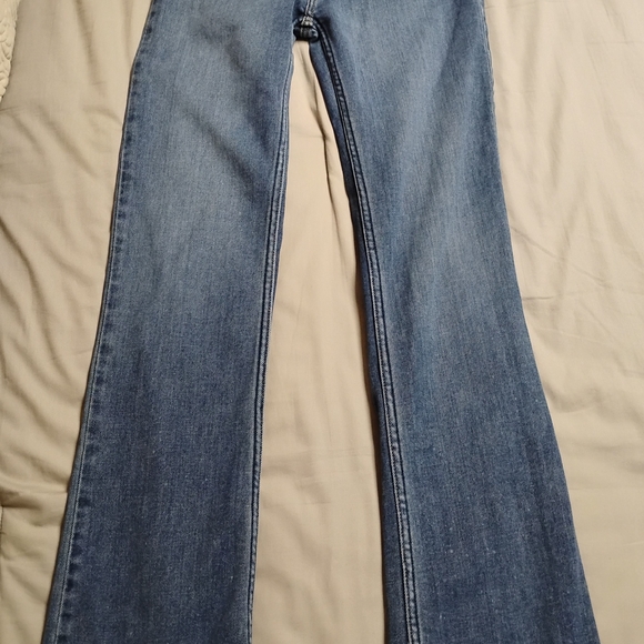 American Eagle Outfitters Light Blue Denim Jeans with Contrast Stitching - Picture 5 of 8